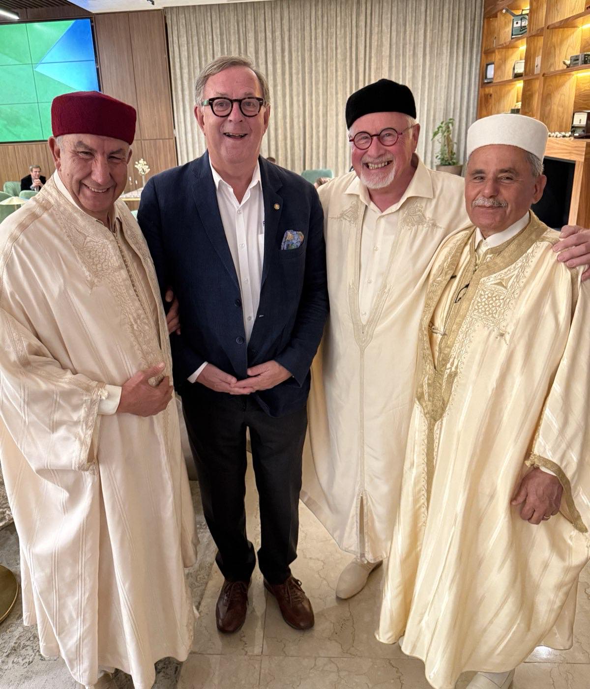 Soirée Home Hospitality – musique, danse et buffets jusque très tard