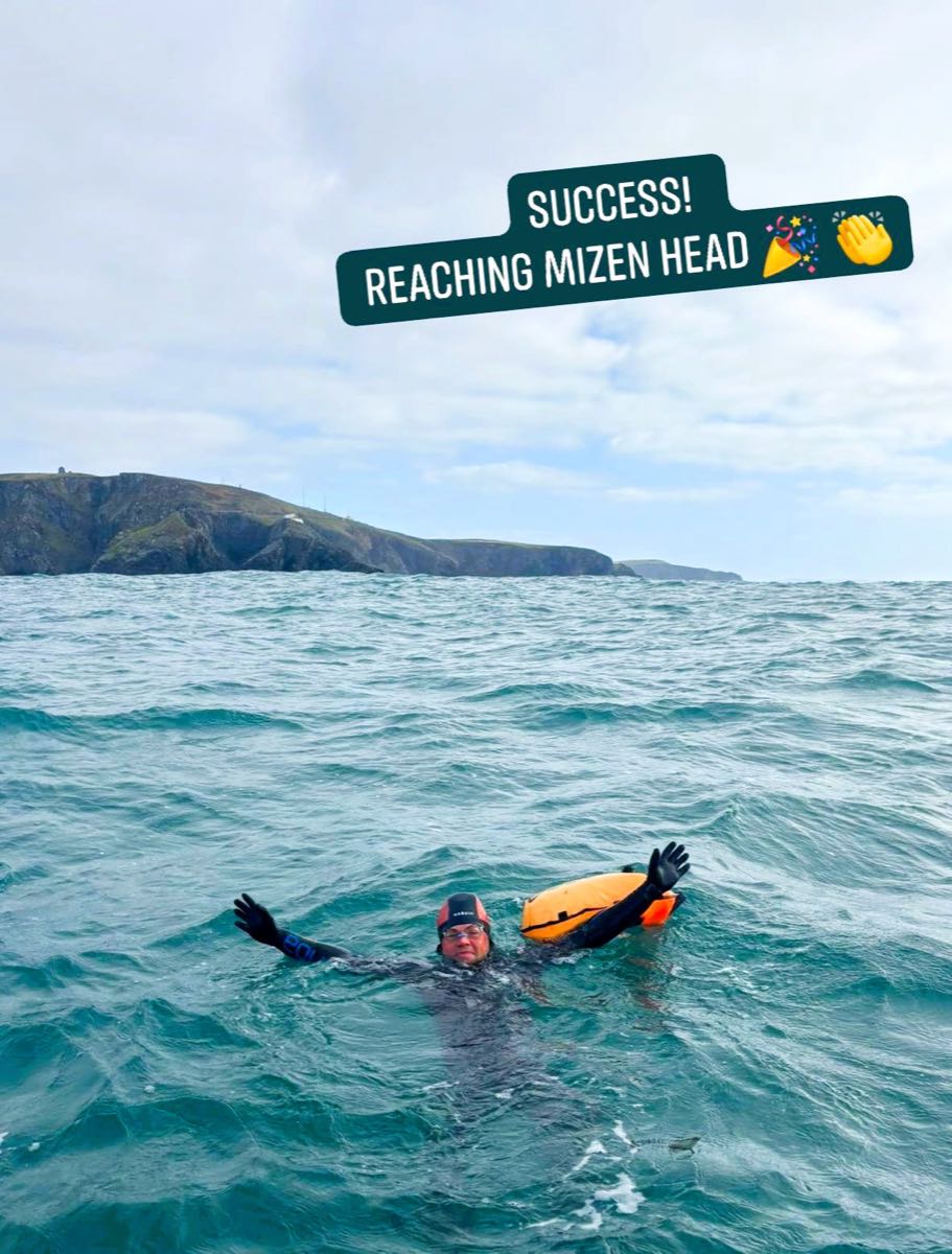Équipe de soutien et bateau d'assistance du projet Swim Éire de Daragh Morgan