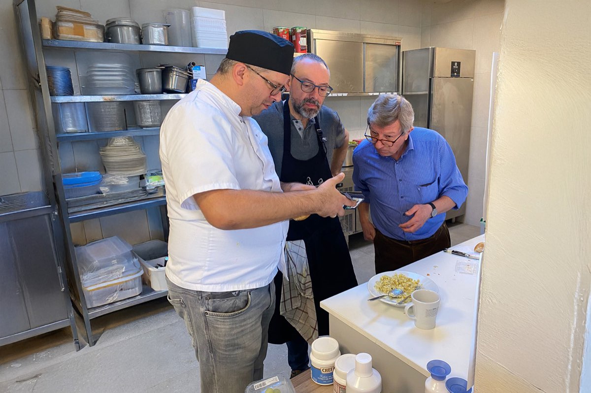 Les chefs préparent un repas au profit de 't Lampeke