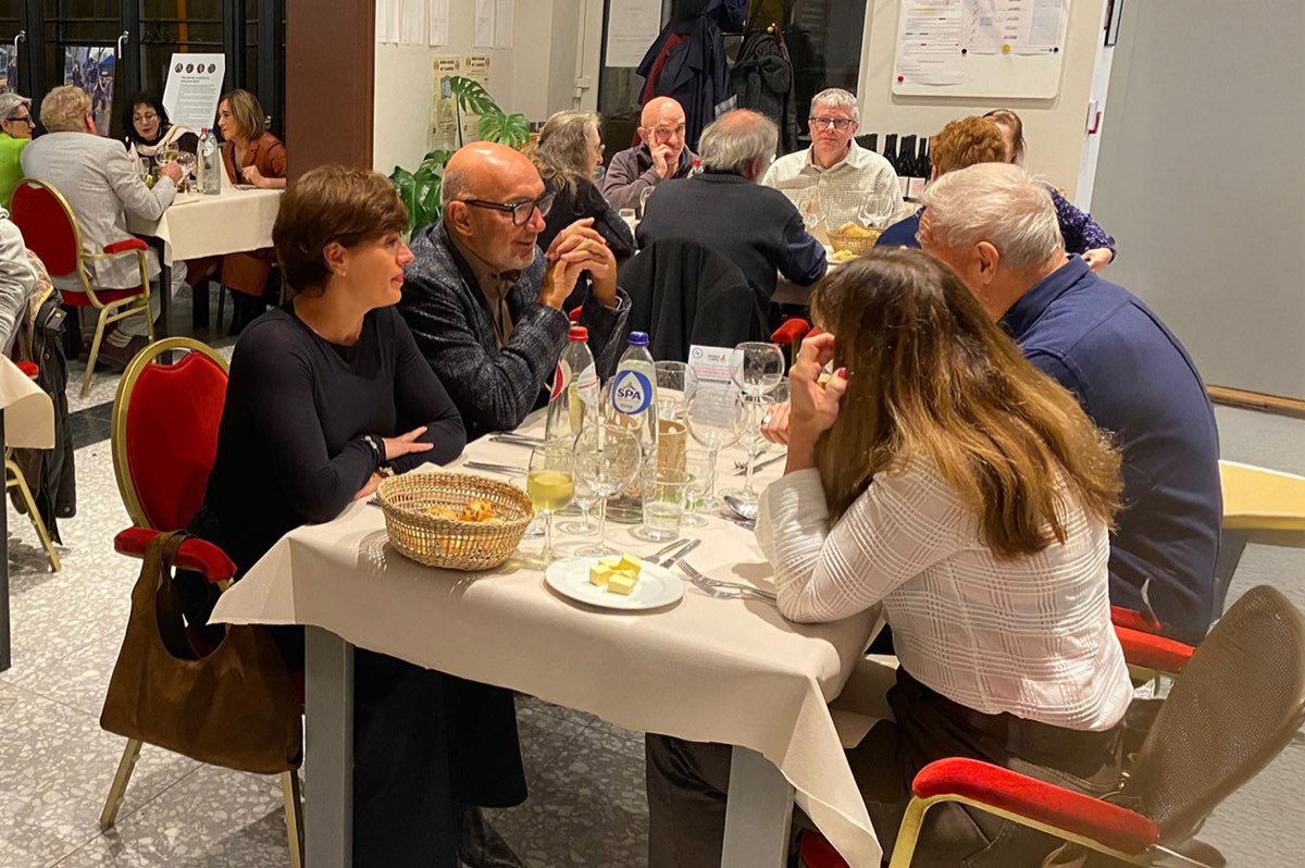 Convives lors du dîner 't Lampeke