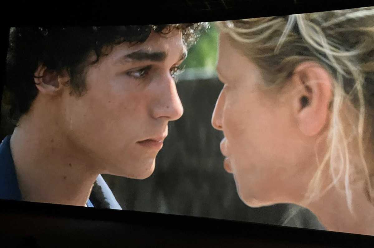 Le public ravi après la projection du film Compostelle à Verviers