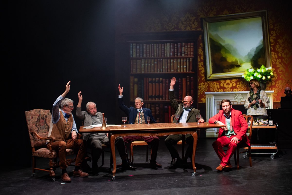 Remise du chèque de 20.000 € à la maison TEJO Izegem