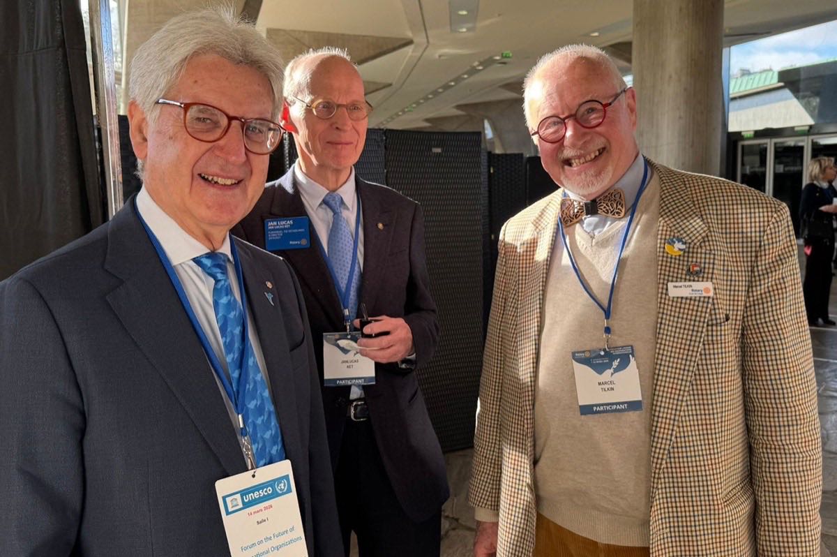 Marcel Tilkin avec le président du RI Francesco Arezzo et Jan Lucas Ket